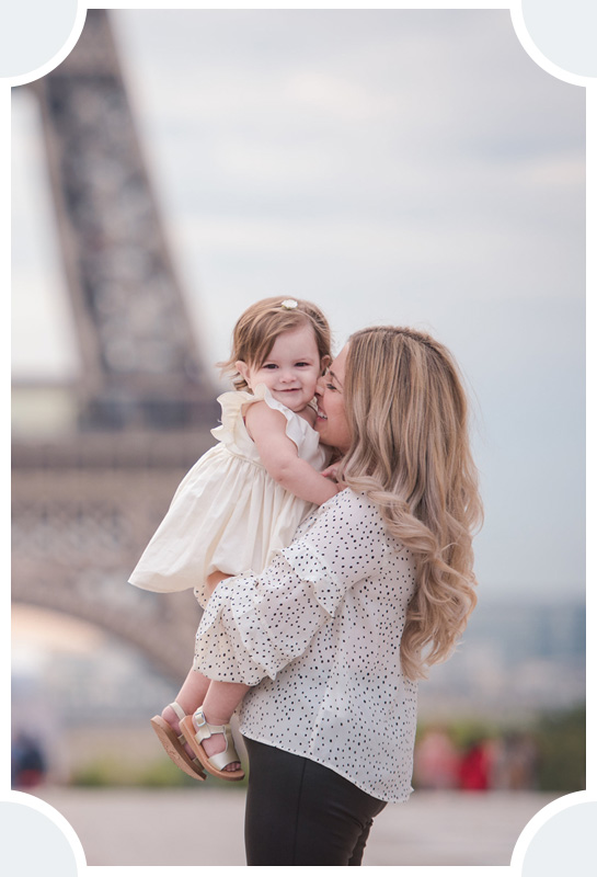 Family Photo Sessions Gallery - Pictours Paris